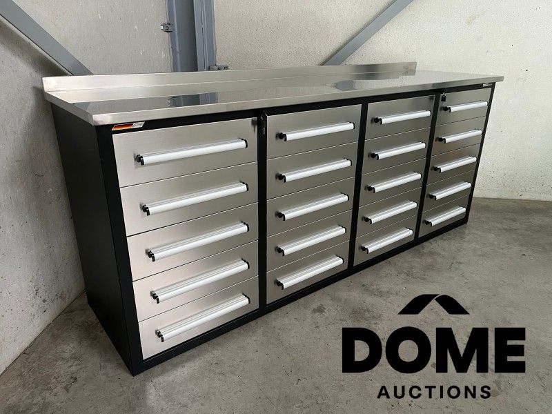 Edelstahl-Werkbank mit 20 Schubladen