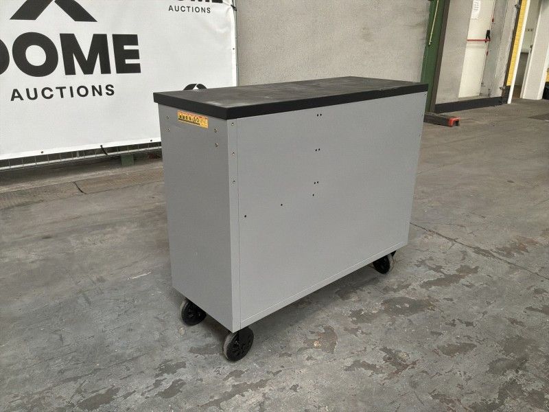 Jungwille JW48XXL Black Edition 272-teiliger Werkzeugwagen (unbenutzt)