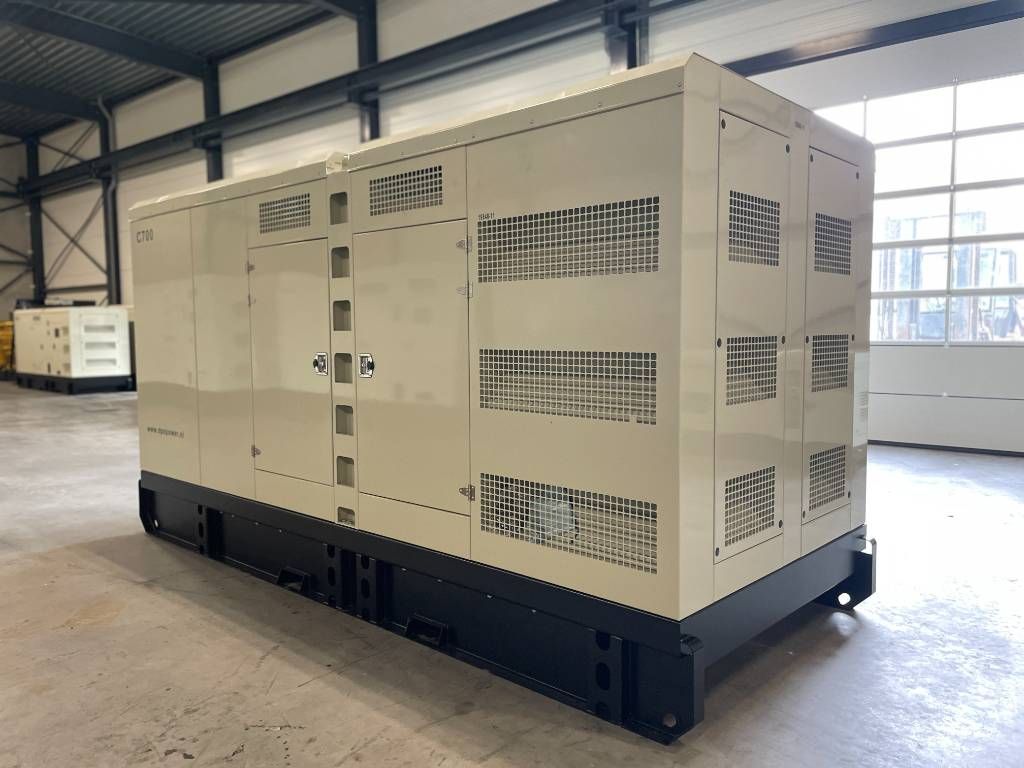 Cummins KTAA19-G6A - 700 kVA Generator - DPX-19848