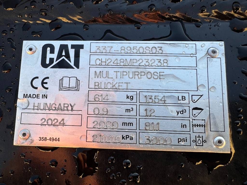 CAT 906 - 908 Multipurpose Bucket