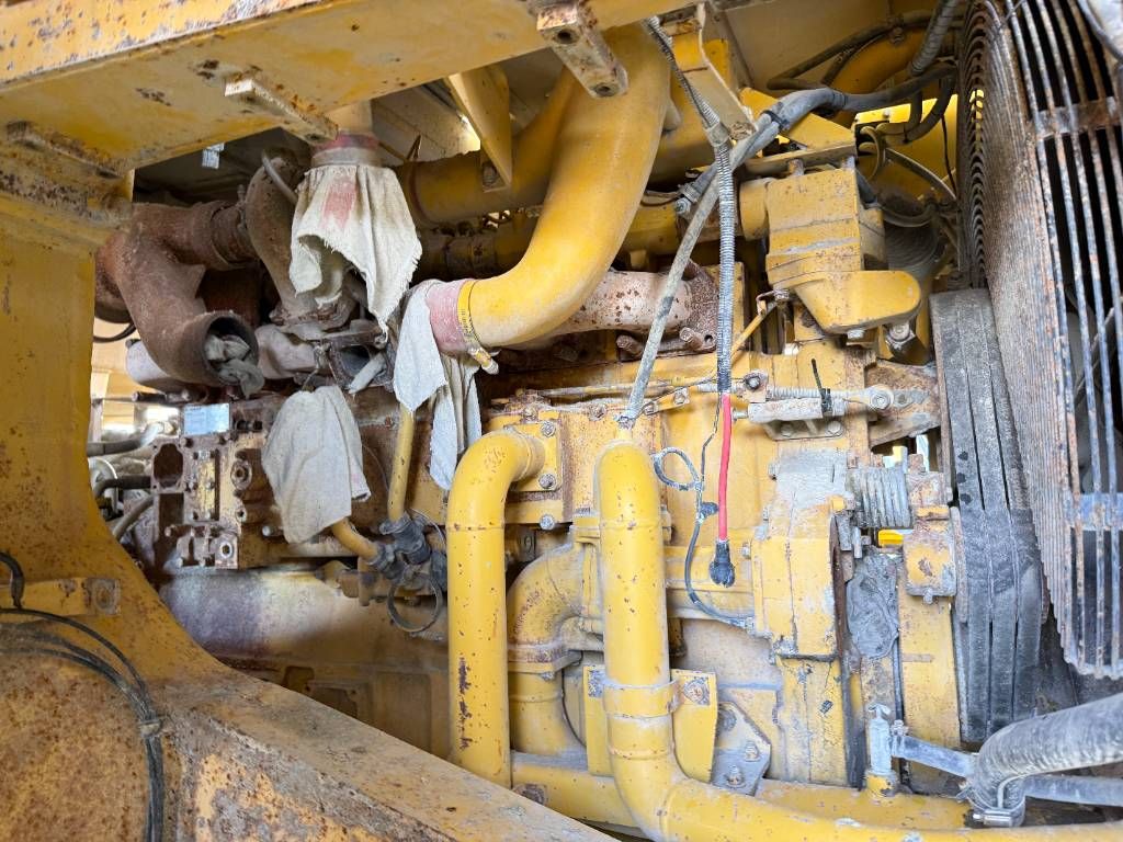 Komatsu HD605-5 **Engine broken** Spare parts for sale!