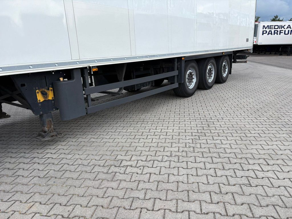 Schmitz Cargobull N/A Thermo King SLXi Spectrum Dual Zone 250B 265H Reservewielhouder NL Trailer APK/TUV 01-12-2026