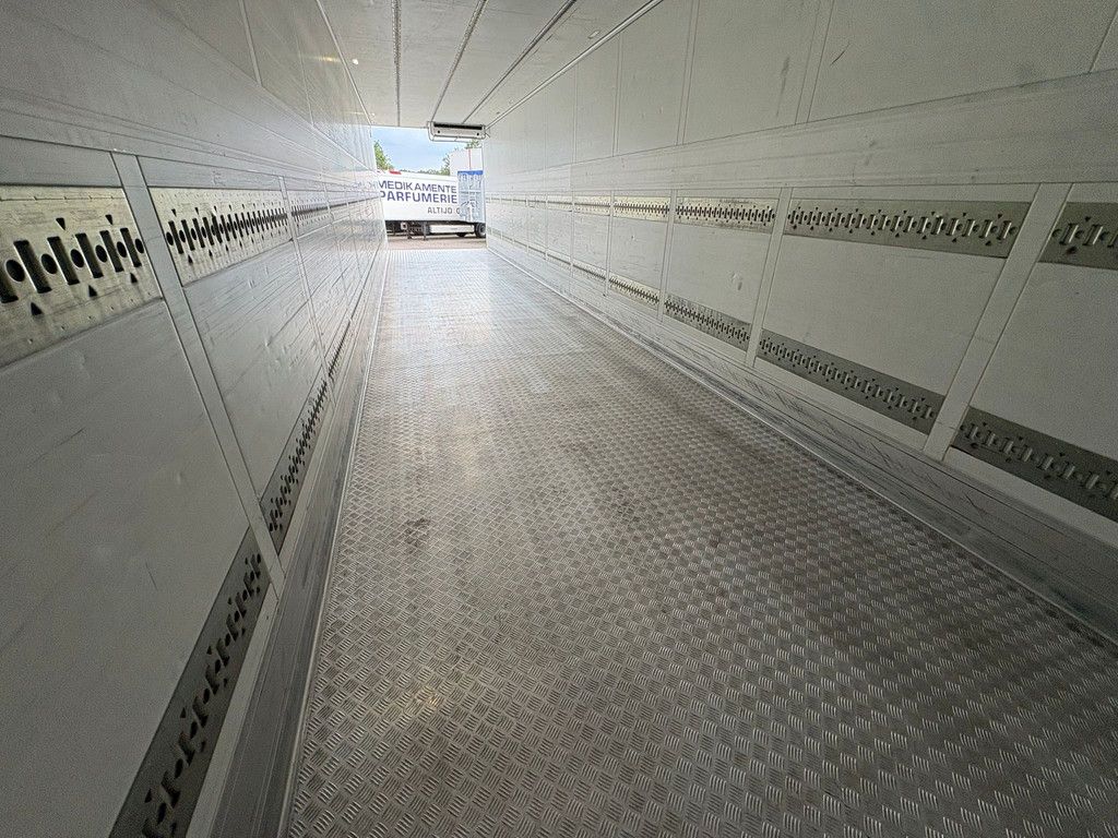 Schmitz Cargobull N/A Thermo King SLXi Spectrum Dual Zone 250B 265H Reservewielhouder NL Trailer APK/TUV 01-12-2026