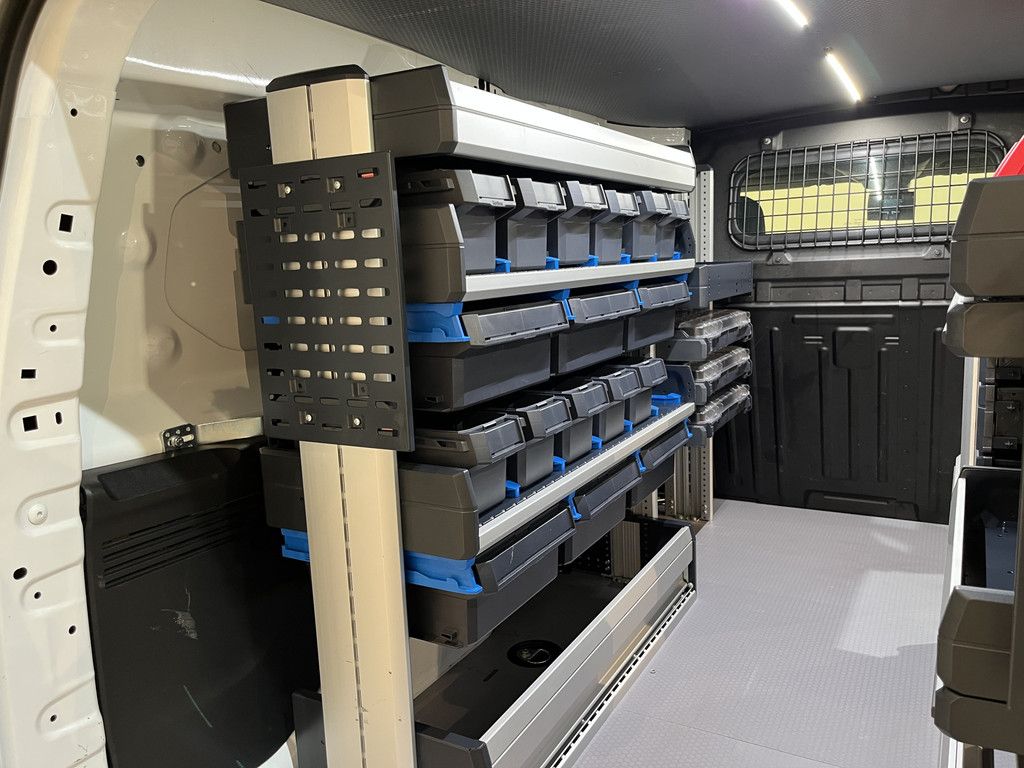 Peugeot Partner 1.5 BlueHDI 130 PK L2 Automaat Servicebus / Sortimo Inrichting / Schuifdeur L + R / Euro 6 / Airco / Camera / Cruise Control / CarPlay / LMV / 94.500 KM !!