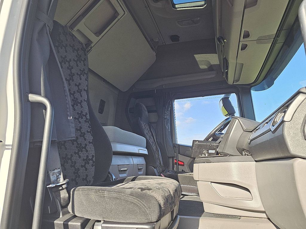 SCANIA R650 6x2 v8 retarder pto