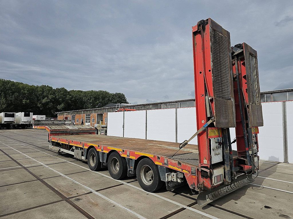 NOOTEBOOM MCOS-48-03 hydr. ramps