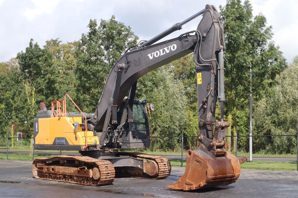 Volvo EC300E L | BUCKET | QUICK COUPLER | WEIGHT SYSTEM