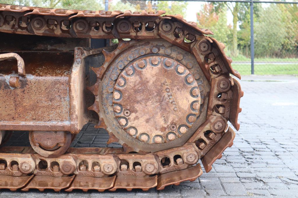 Volvo EC300E L | BUCKET | QUICK COUPLER | WEIGHT SYSTEM