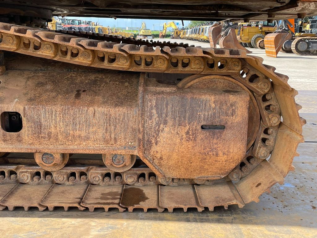 Hitachi ZX210LC-5B