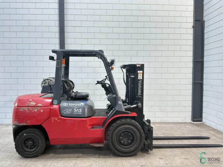 Gabelstapler LPG Toyota 02-7 FG 40 2003 Triplex