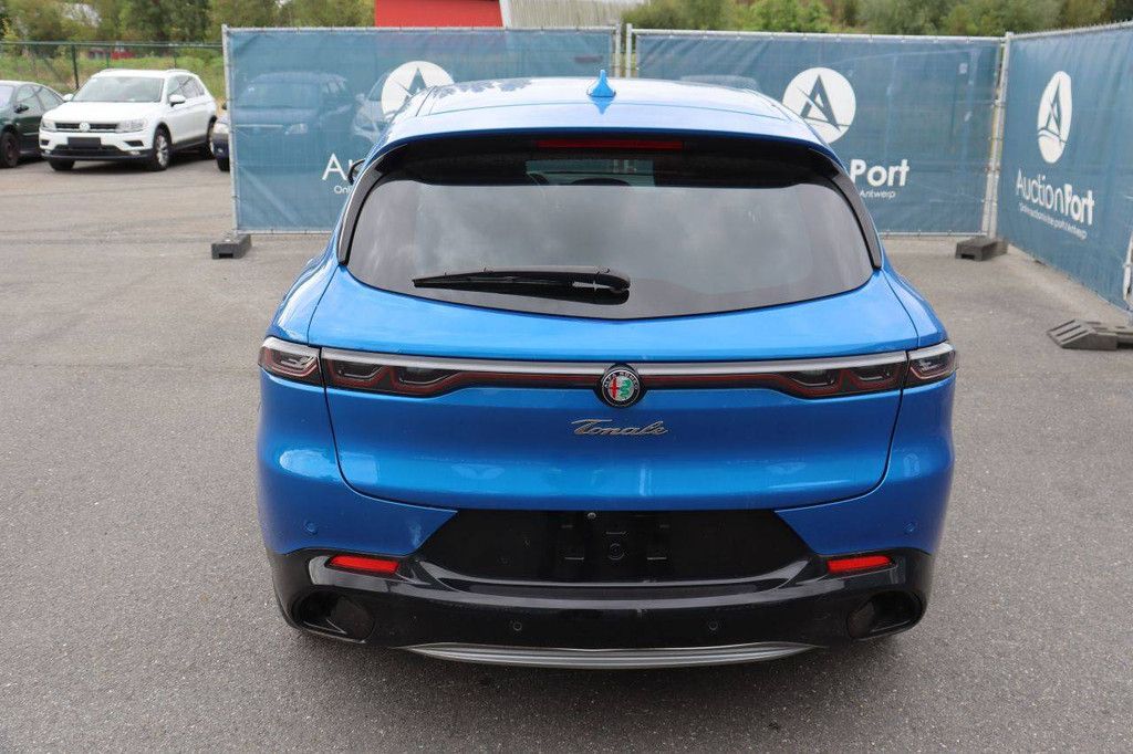 SUV Alfa Romeo Tonale Benzin/Plug-in-Hybrid 180 PS 2024