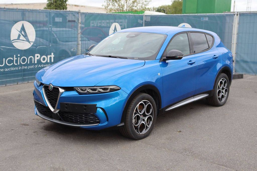 SUV Alfa Romeo Tonale Benzin/Plug-in-Hybrid 180 PS 2024