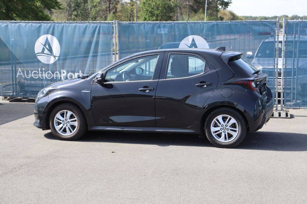 Pkw Toyota Yaris Benzin/Hybrid 92 PS 2020 (Marge)