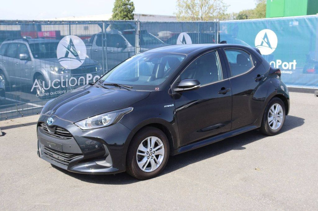 Pkw Toyota Yaris Benzin/Hybrid 92 PS 2020 (Marge)
