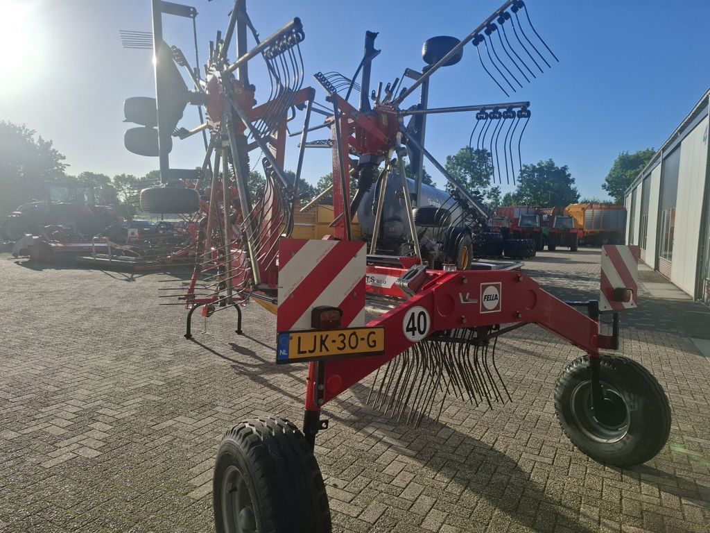 Fella TS 880