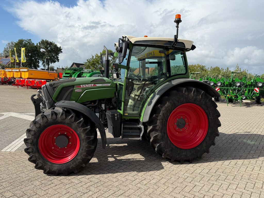 Fendt 211 VARIO FENDT