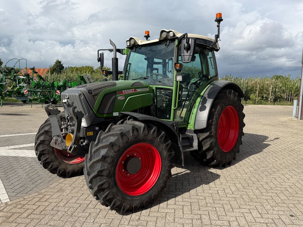 Fendt 211 VARIO FENDT