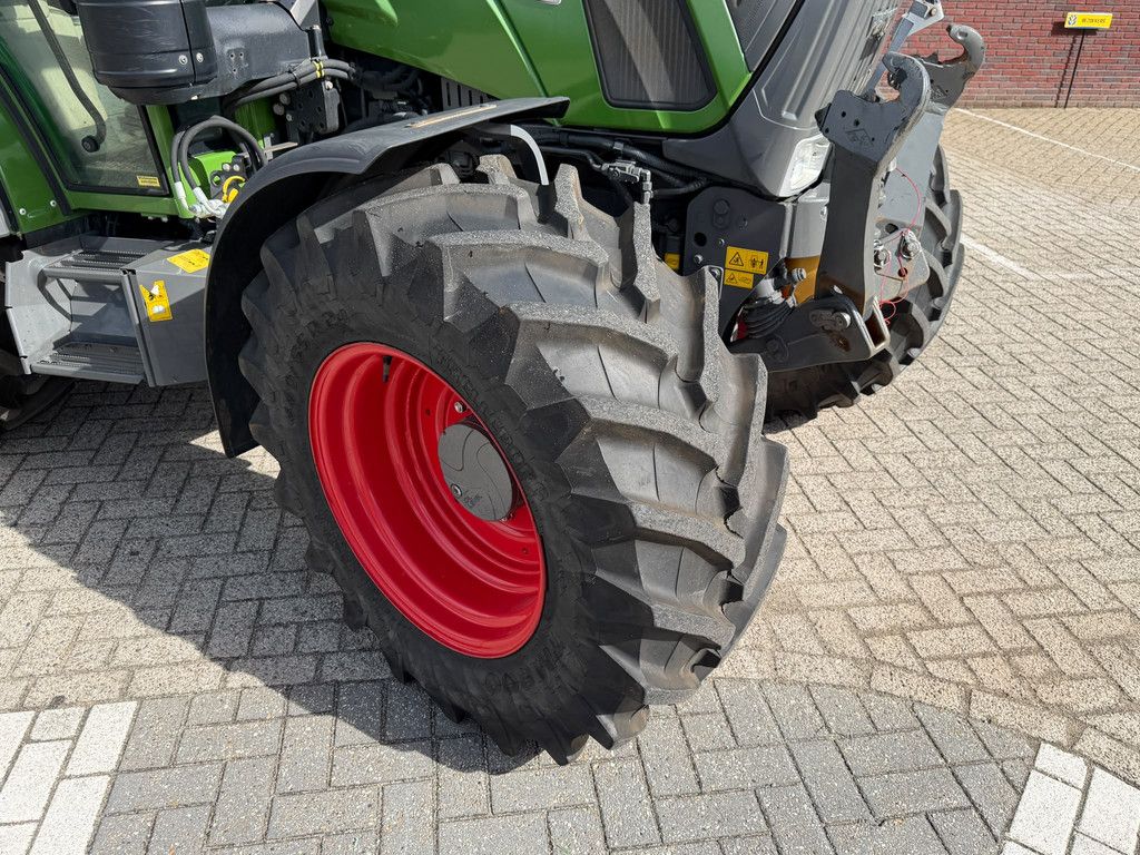 Fendt 211 VARIO FENDT