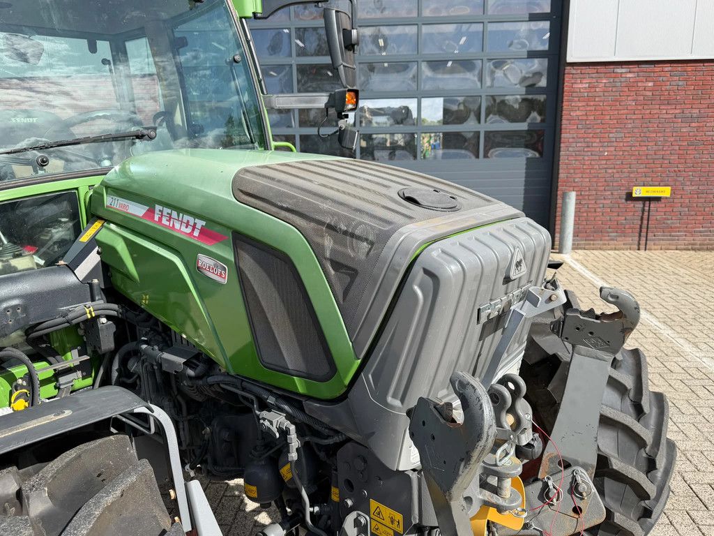 Fendt 211 VARIO FENDT