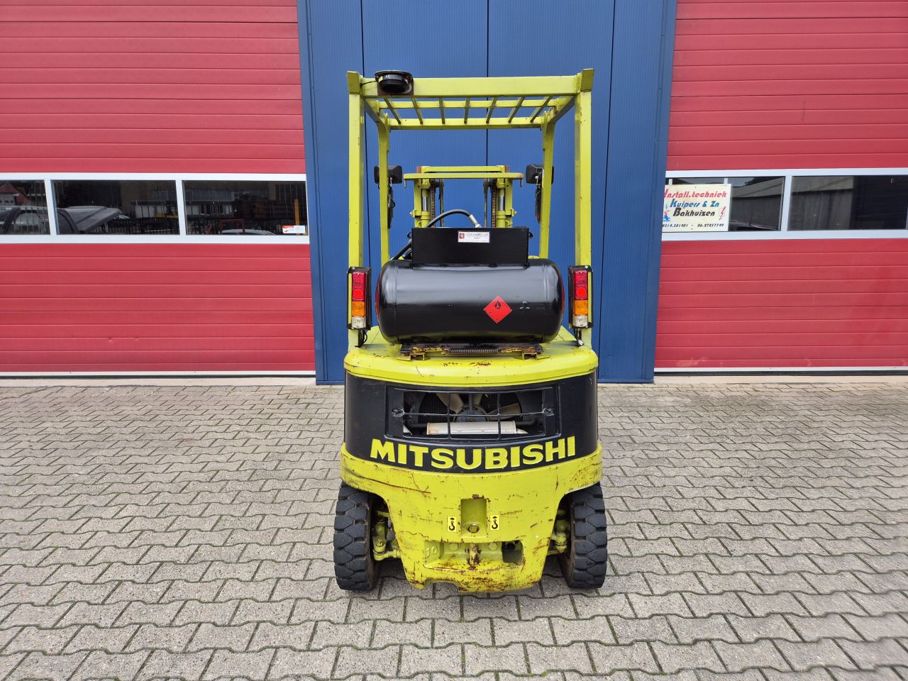 MITSUBISHI FG10 HEFTRUCK LPG 1 TONS