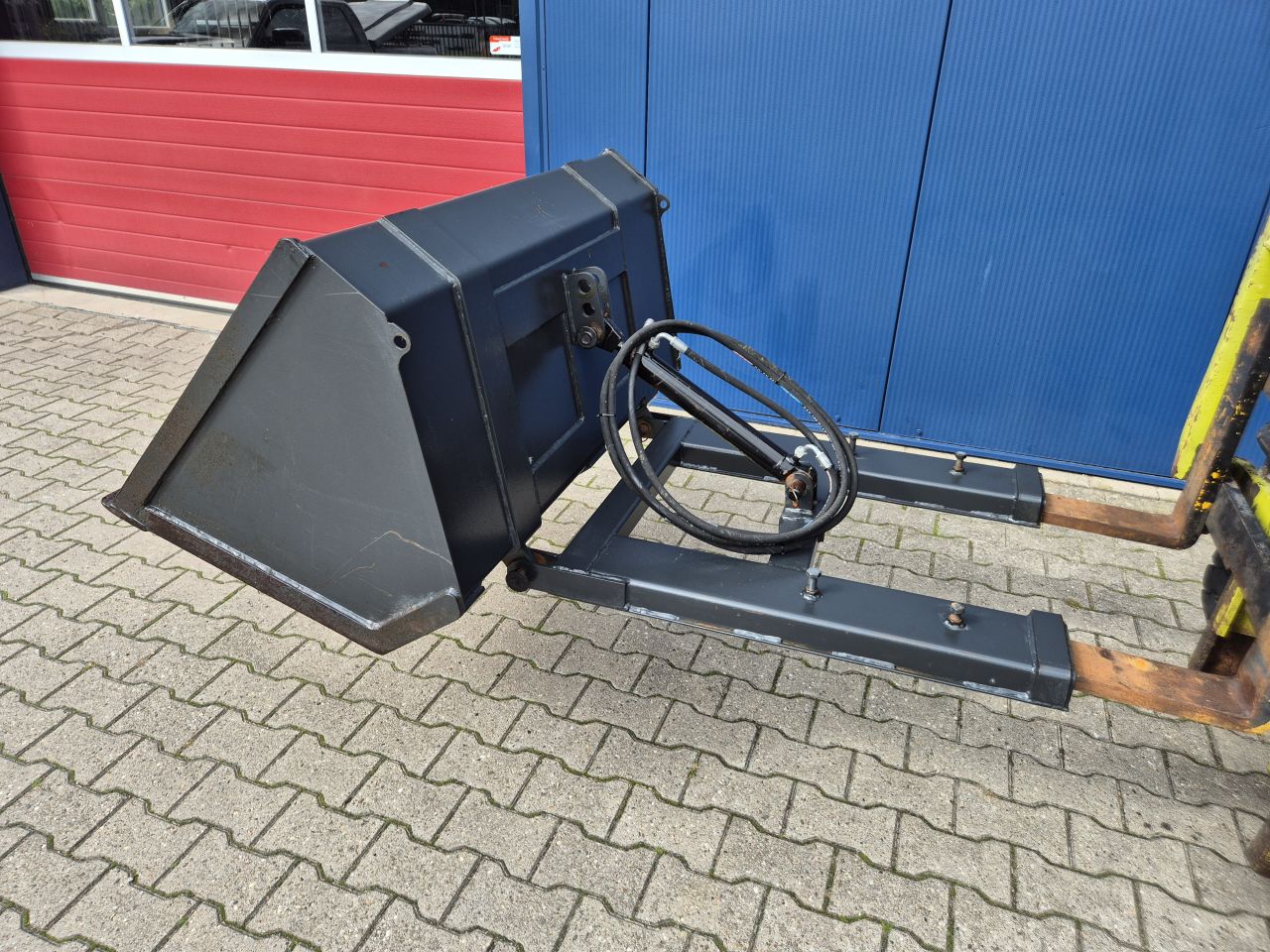HEFTRUCK SCHEPBAK/ KIEPBAK 130CM