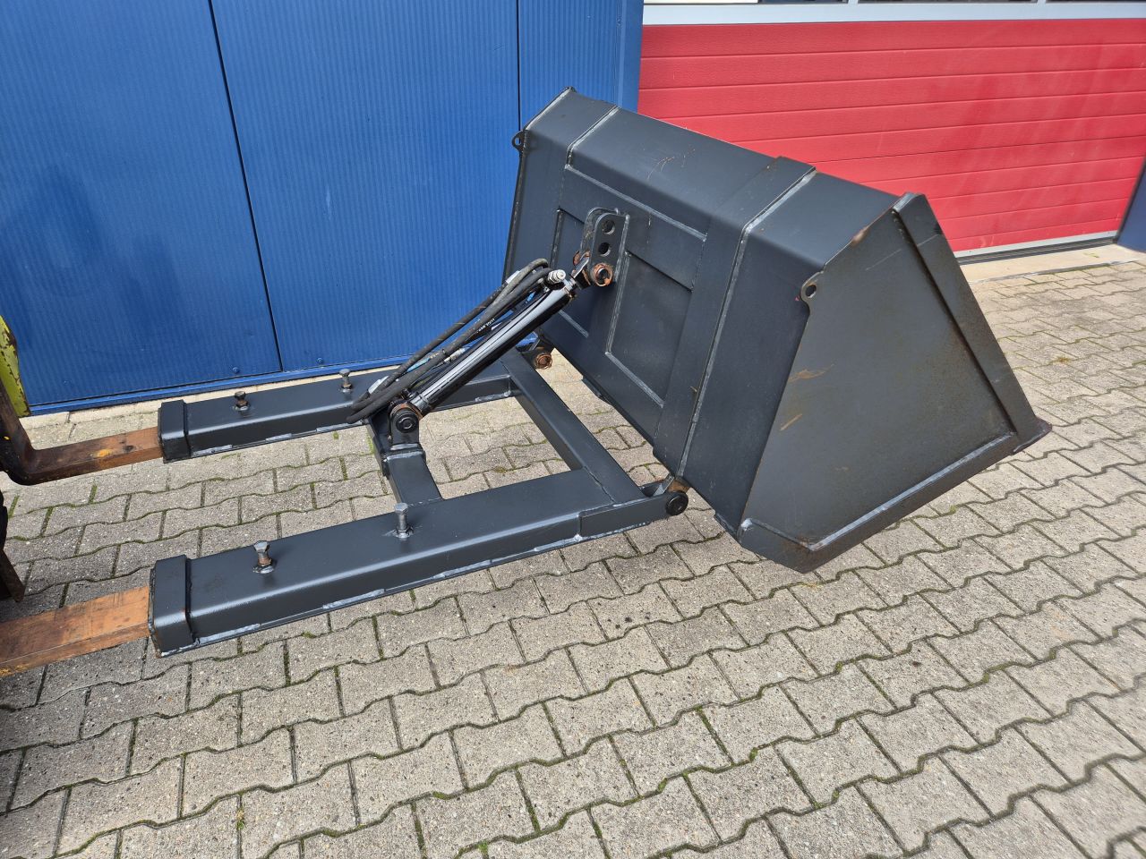 HEFTRUCK SCHEPBAK/ KIEPBAK 130CM