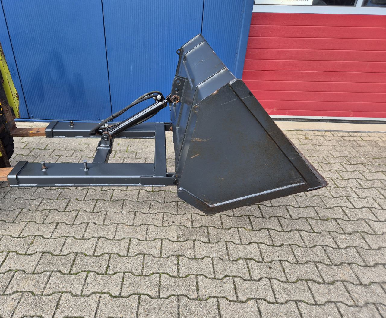 HEFTRUCK SCHEPBAK/ KIEPBAK 130CM