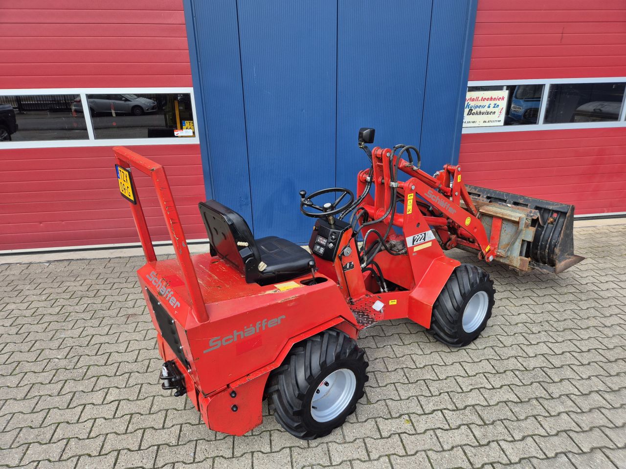 SCHAFFER 222 MINI SHOVEL MET BAK EN PALLETVORKEN PRIJS MARGE