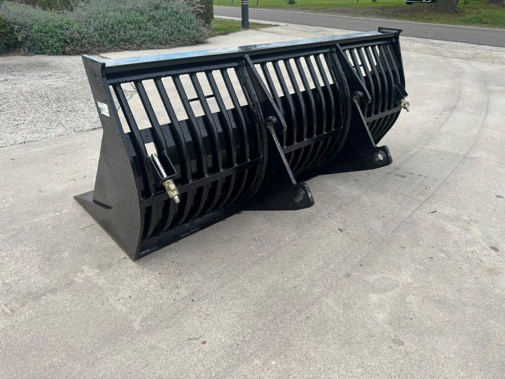 Giant puinbak grondbak
