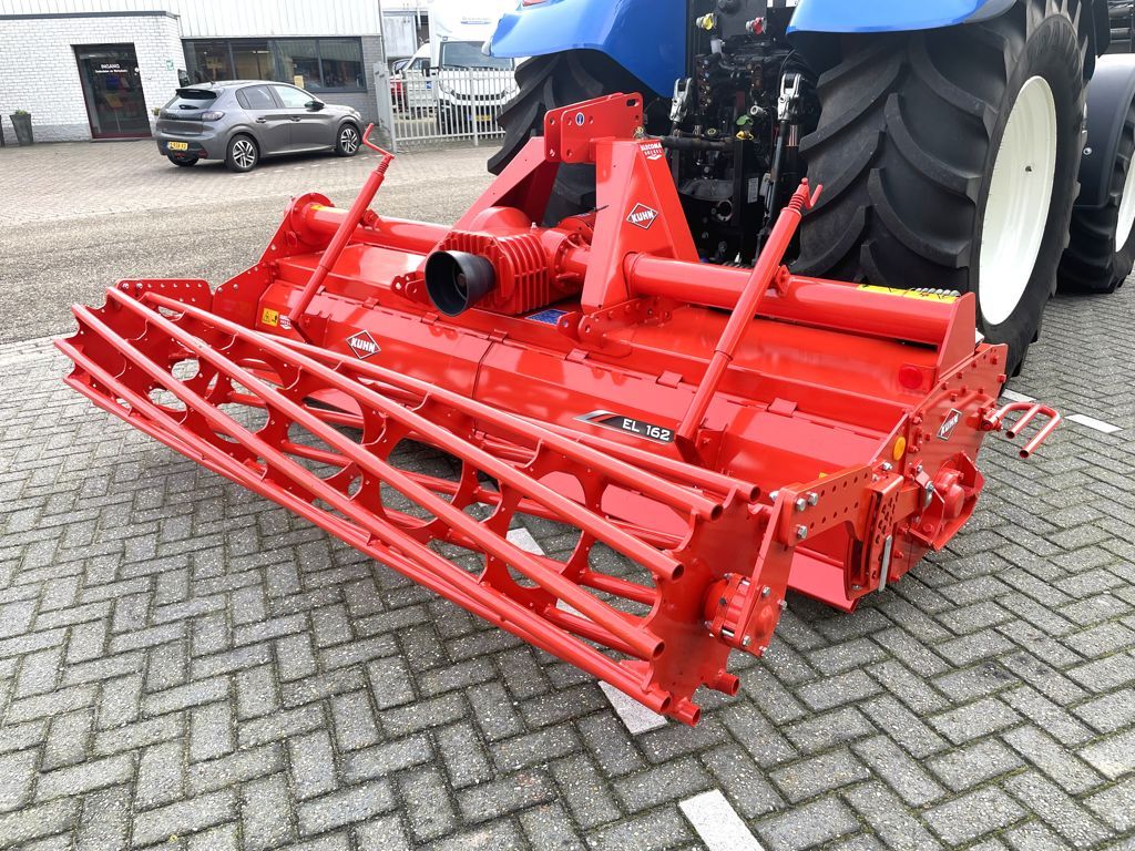 Kuhn EL162-300 Frees met Kooirol