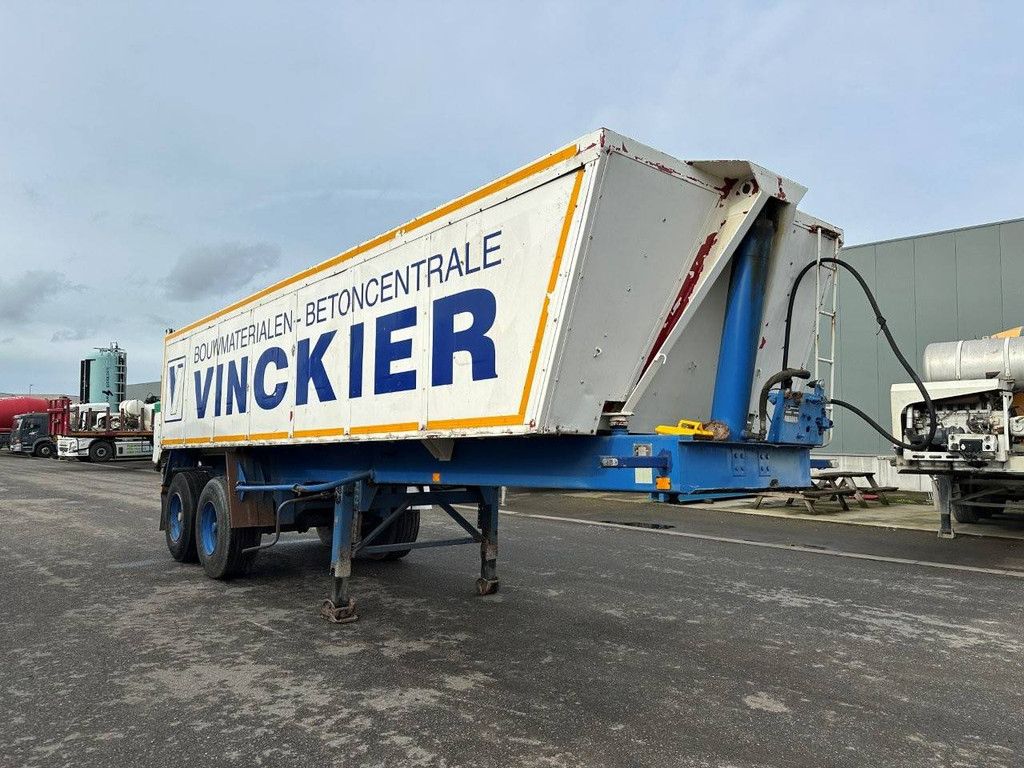 Tipper Semi-trailer MOL K8F/20TM/33ST 1988