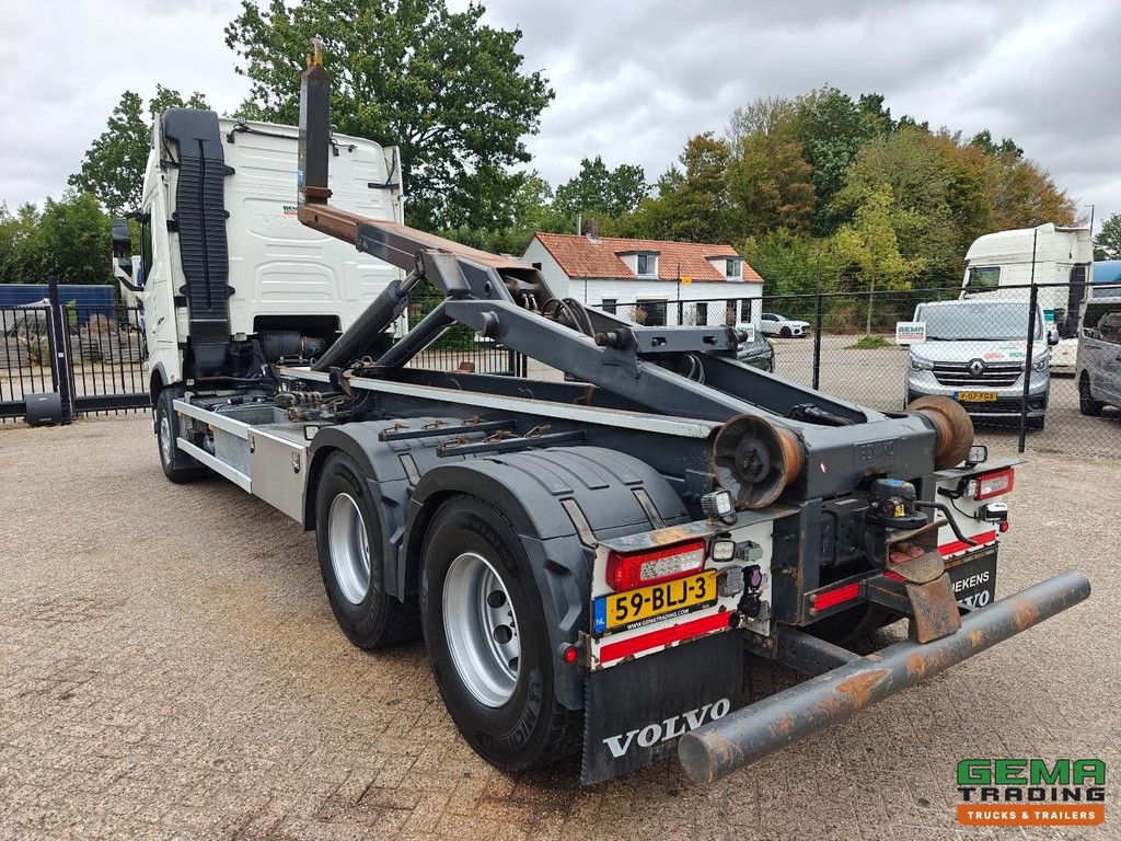Volvo FH 460 6x4 GlobeTrotter Euro6C – 10-Tonnen-Vorderachse – VDL 21-Tonnen-Hakenliftsystem – Liftbare Antriebsachse – SmartTacho V2
