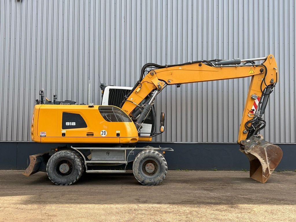 Liebherr A918