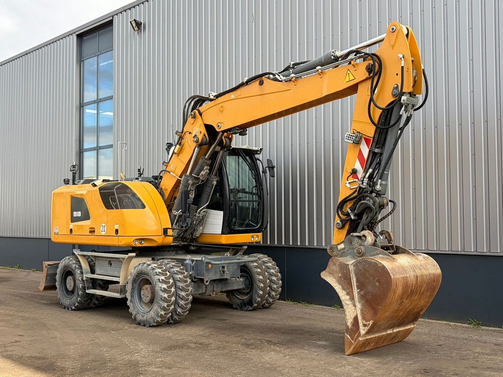 Liebherr A918