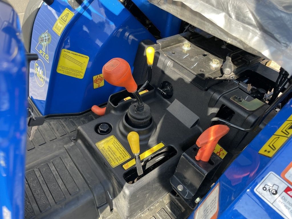Solis 26 minitractor NIEUW gazonbanden LEASE €160 - 5 jaar garantie