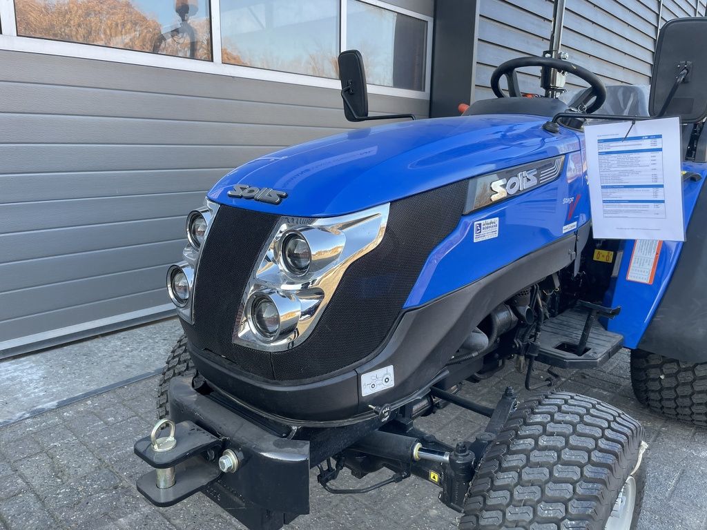 Solis 20 minitractor NIEUW (18.5 PK mitsubishi) incl gazonbanden