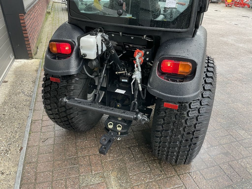 Solis 26 HST minitractor NIEUW met cabine / fronthef LEASE €290