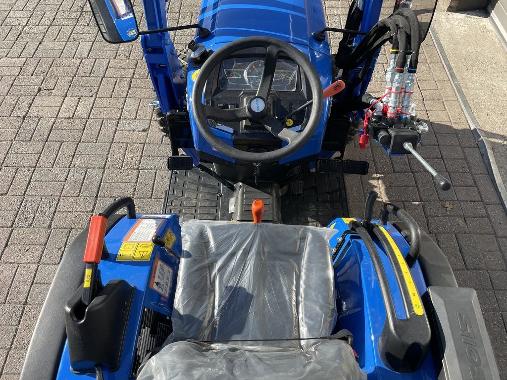 Solis 26 minitractor NIEUW + frontlader
