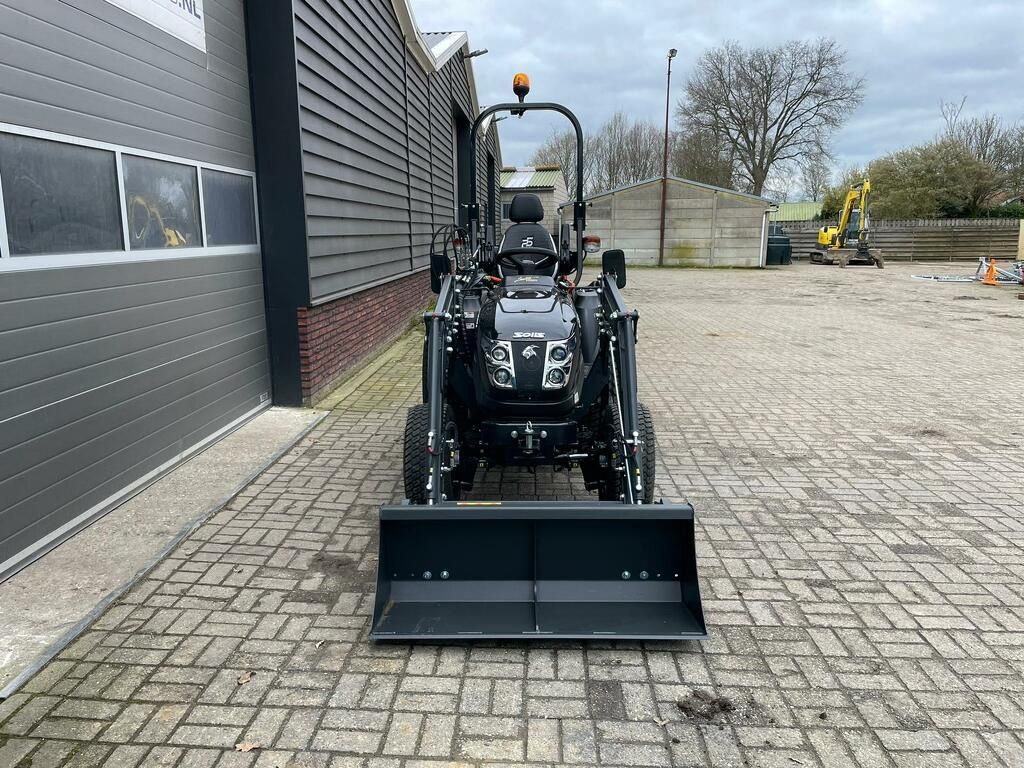 Solis 26 HST minitractor NIEUW black edition met frontlader