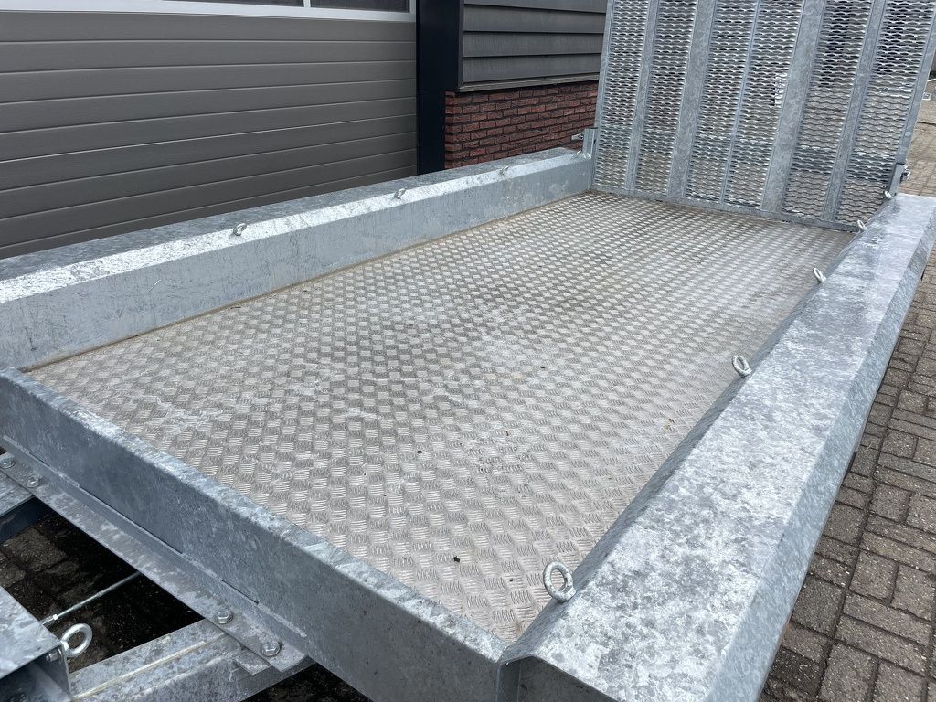 Vlemmix machinetransporter 3500 kg 4 x 1.8 m DEMO