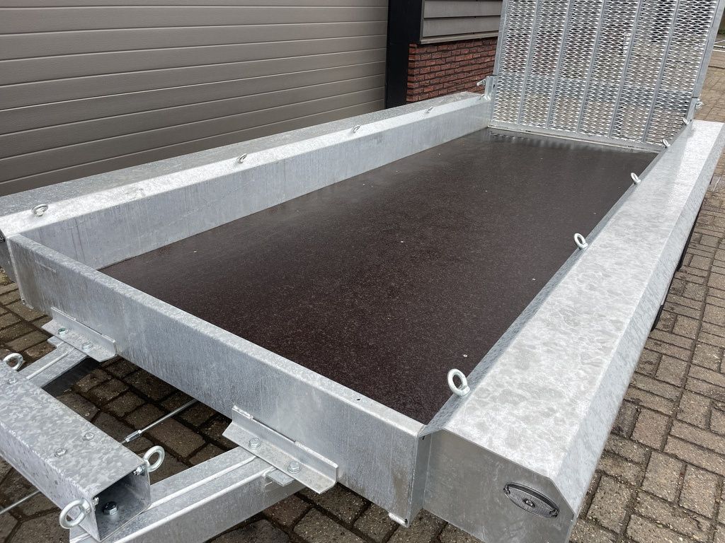 Vlemmix machinetransporter NIEUW 400 x 150 2700 kg