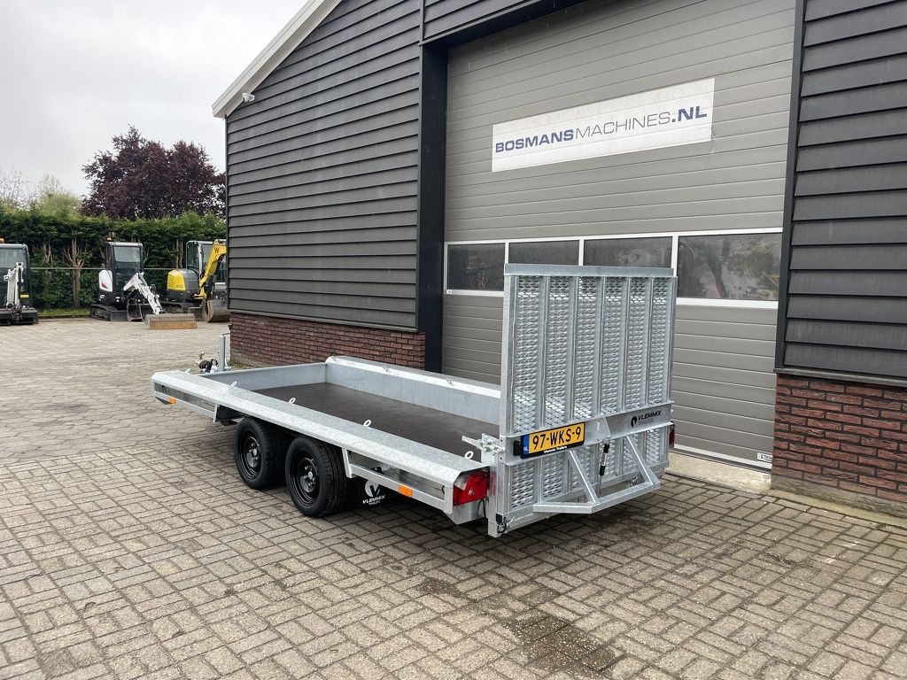 Vlemmix machinetransporter NIEUW 400 x 150 2700 kg