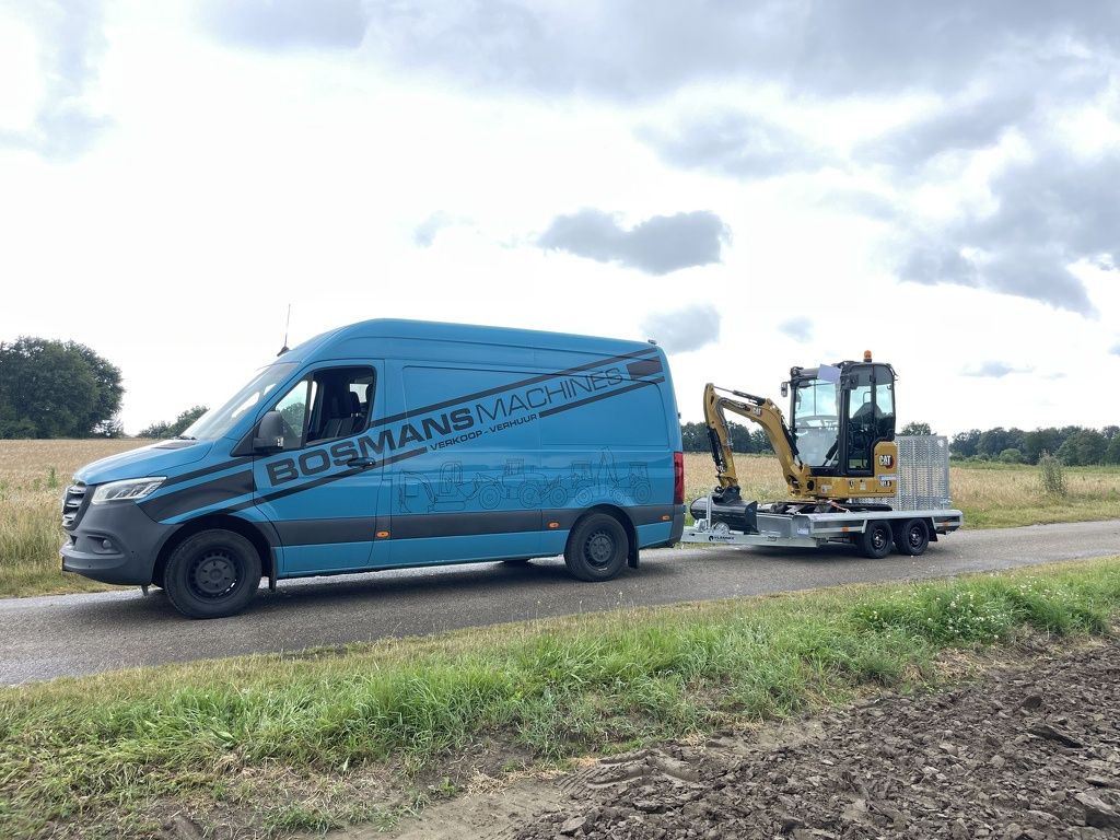 Vlemmix 2700 KG 300x150 2 assige machinetransporter NIEUW