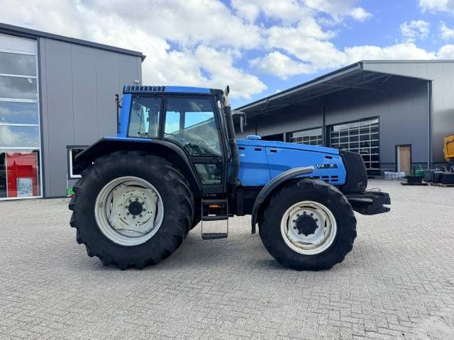 Valtra 8550 Hitech (met defect)