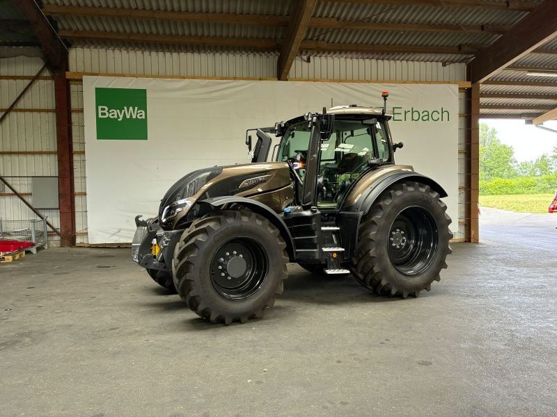 Valtra T215D