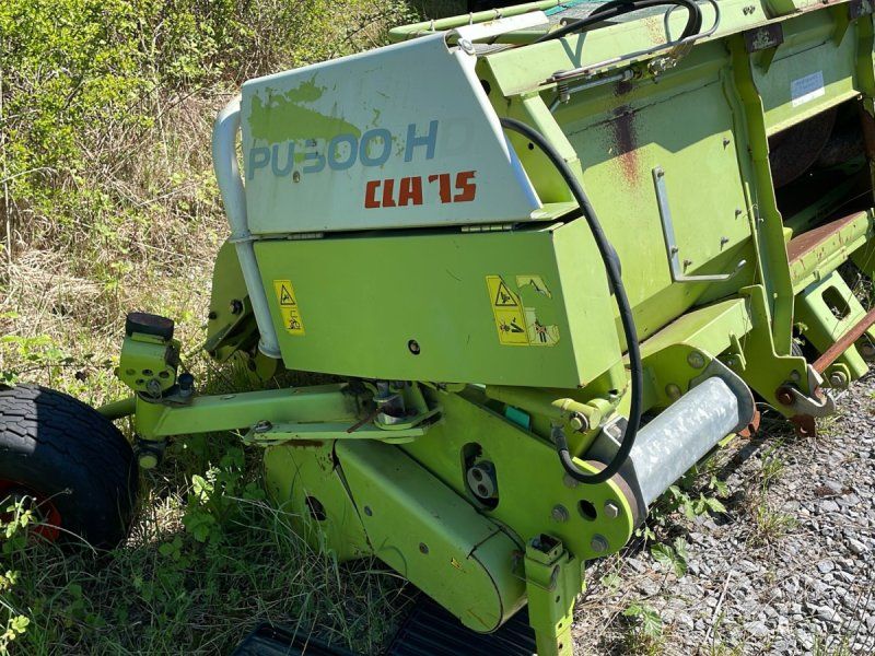 Claas Pick-Up 300 HD C