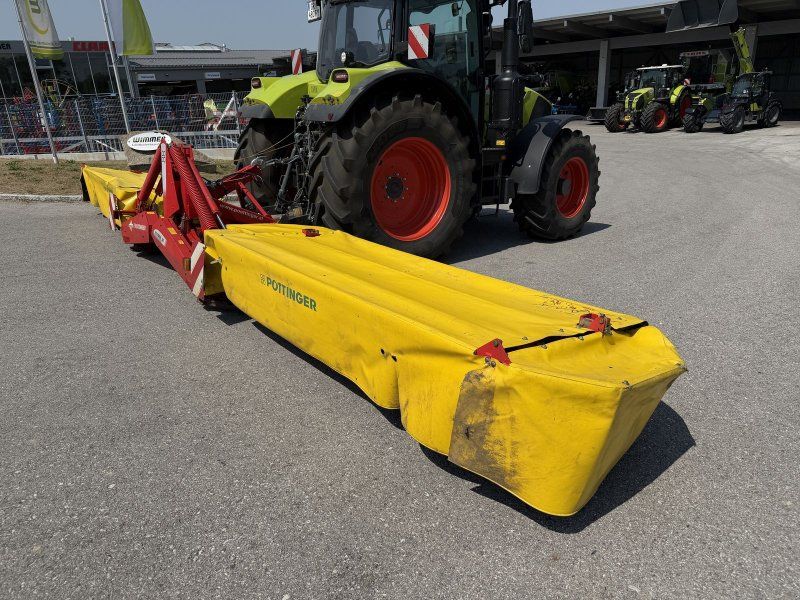 Pöttinger NovaDisc 900 es Heckmähwerk