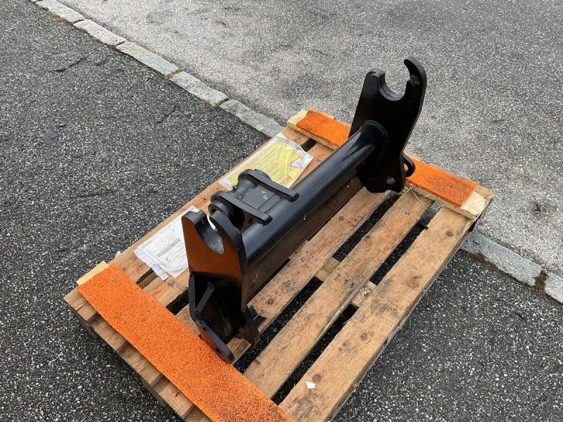 Manitou Adapter