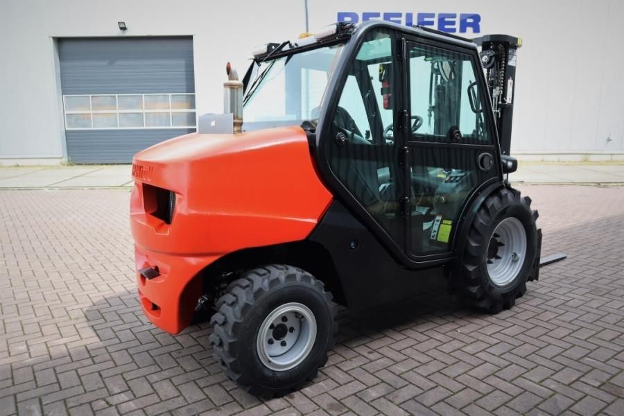 Manitou MC25-4 Valid Inspection, Diesel, 4x4 Drive, 2.5t C