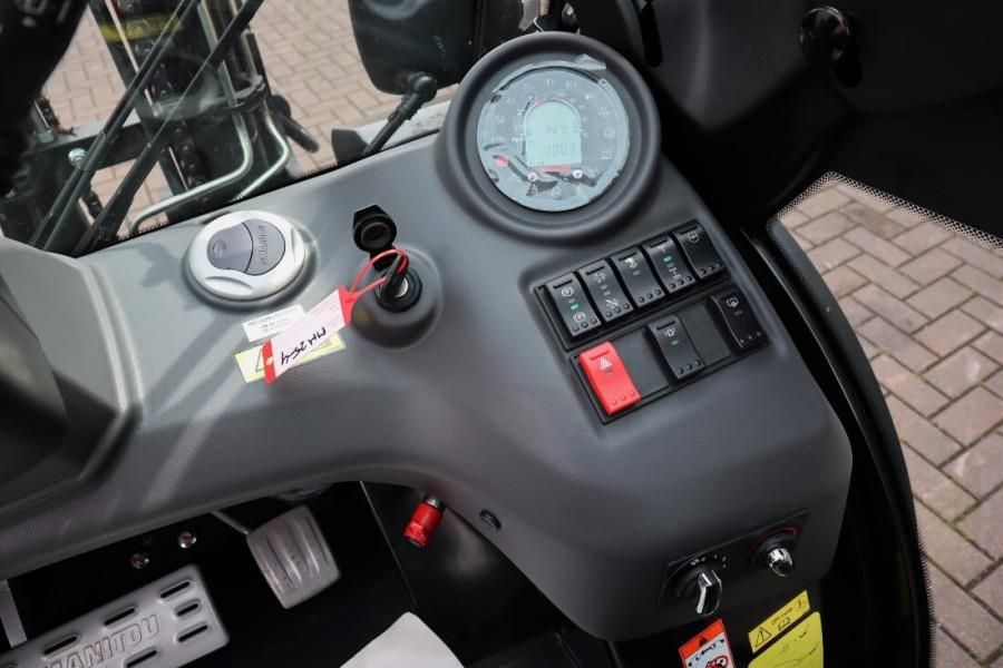 Manitou MC25-4 Valid Inspection, Diesel, 4x4 Drive, 2.5t C